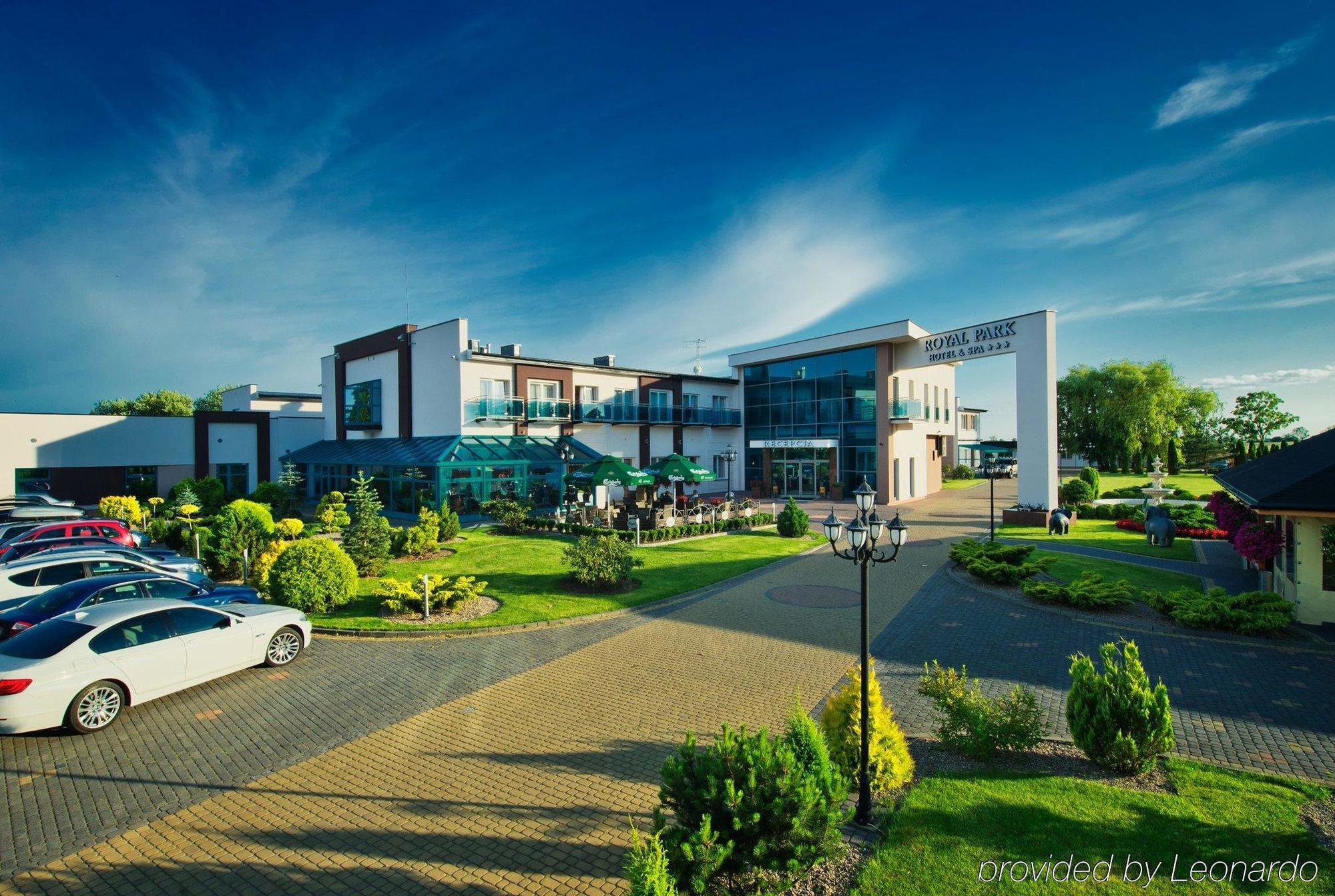 Royal Park Hotel & Spa Мельно Экстерьер фото