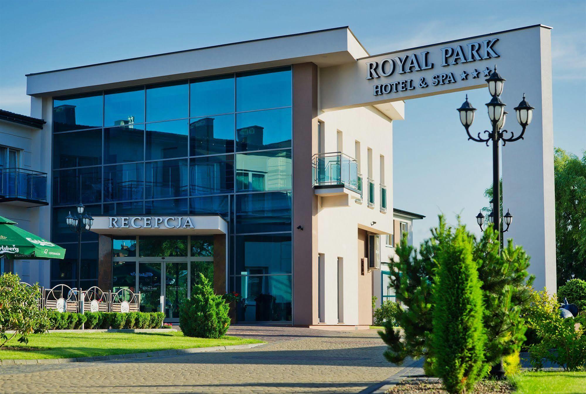 Royal Park Hotel & Spa Мельно Экстерьер фото